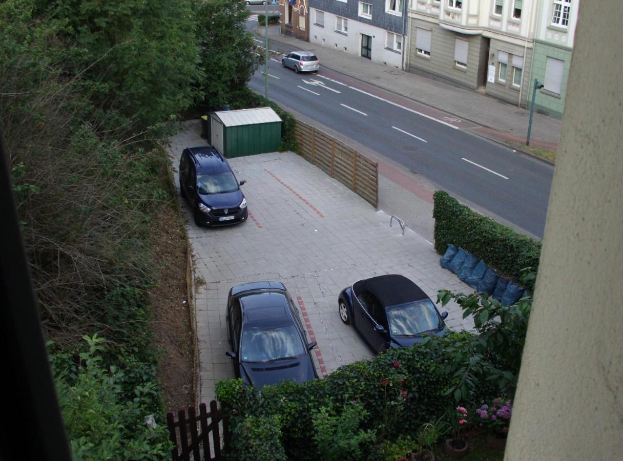 Schoenes Doppelbettzimmer Im Untergeschoss Inkl Parkplatz Nach Verfuegbarkeit Essen Dış mekan fotoğraf
